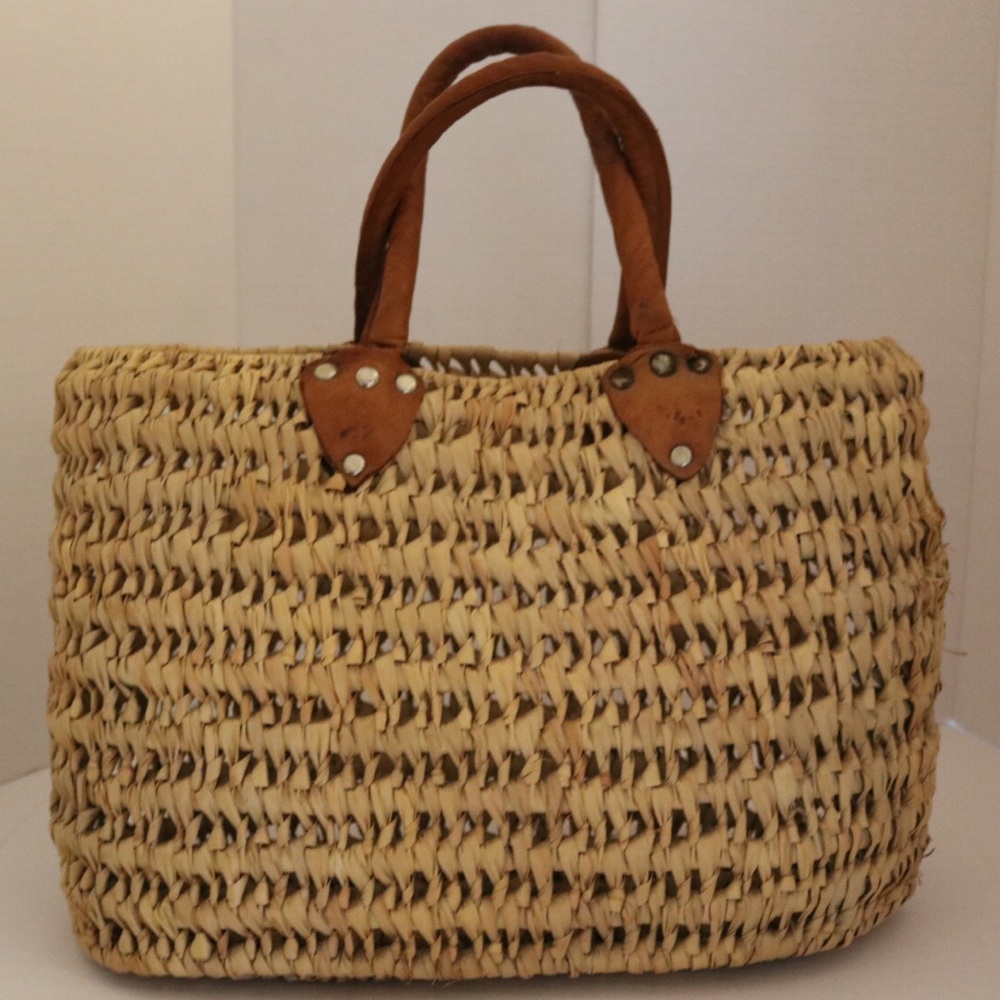 Straw bag
